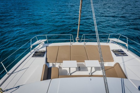 Bali 4.1 - 4 cab. | Yacht Charter Croatia | Travelboat
