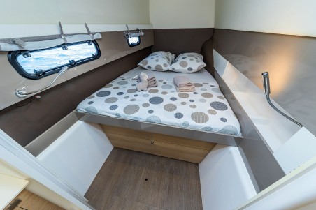 Bali 4.1 - 4 cab. | Yacht Charter Croatia | Travelboat