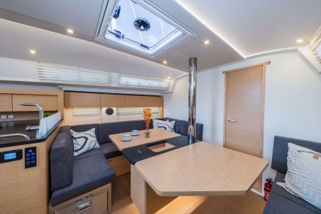 Hanse 410 | Czarter jachtu Chorwacja | Travelboat