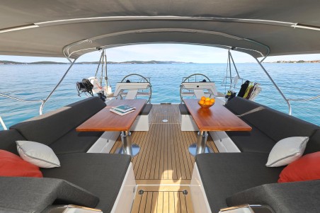 Hanse 510 | Yacht Charter Croatia | Travelboat