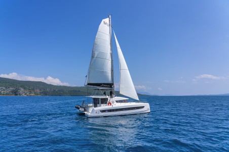 Bali 4.2 | Czarter jachtu Grecja | Travelboat