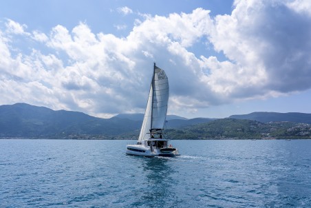Bali 4.2 | Czarter jachtu Grecja | Travelboat