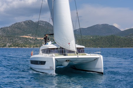 Bali 4.2 | Czarter jachtu Grecja | Travelboat