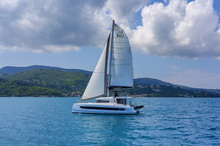 Bali 4.2 | Czarter jachtu Grecja | Travelboat