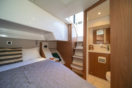 Bali 4.6 | Yacht Charter Greece | Travelboat