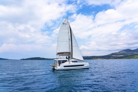 Bali Catspace | Yacht Charter Greece | Travelboat