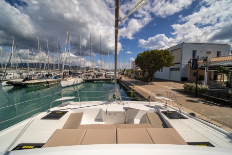 Bali Catspace | Yacht Charter Greece | Travelboat
