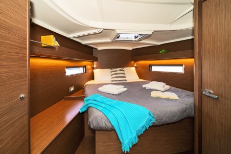 Beneteau Oceanis 40.1 - 3 cab. | Yacht Charter Greece | Travelboat
