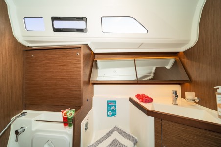 Beneteau Oceanis 40.1 - 3 cab. | Yacht Charter Greece | Travelboat