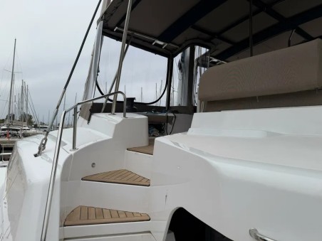 Bali 5.2 | Yacht Charter Greece | Travelboat