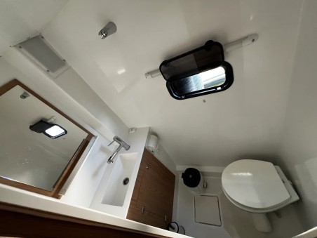 Bali Catspace Kos 40 | Yacht Charter Greece | Travelboat