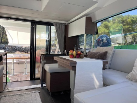 Prestige 420 Fly | Yacht Charter Croatia | Travelboat