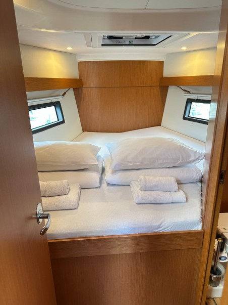Bavaria C38 | Yacht Charter Croatia | Travelboat