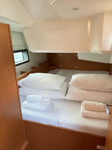 Bavaria C38 | Yacht Charter Croatia | Travelboat