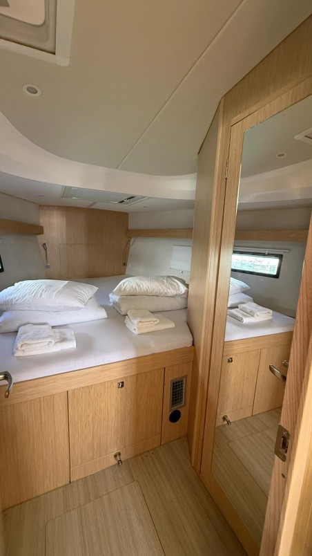 Bavaria C42 | Czarter jachtu Chorwacja | Travelboat