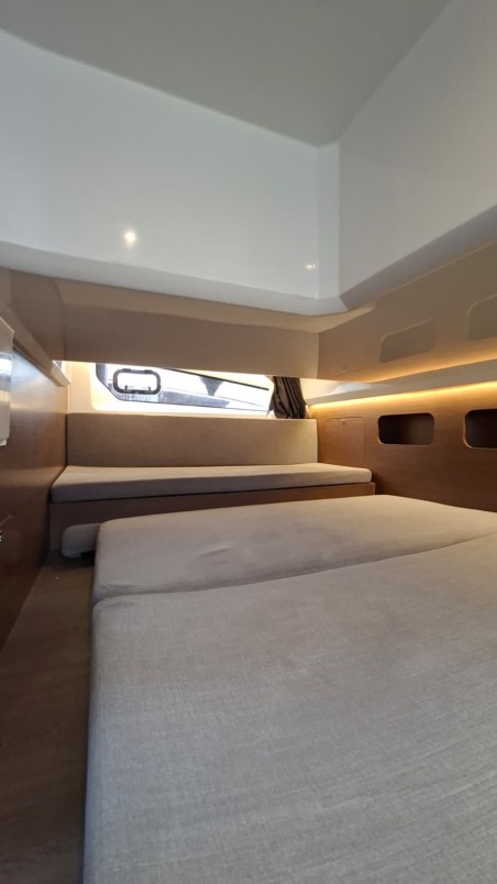 Antares 11 Fly OB | Yacht Charter Croatia | Travelboat