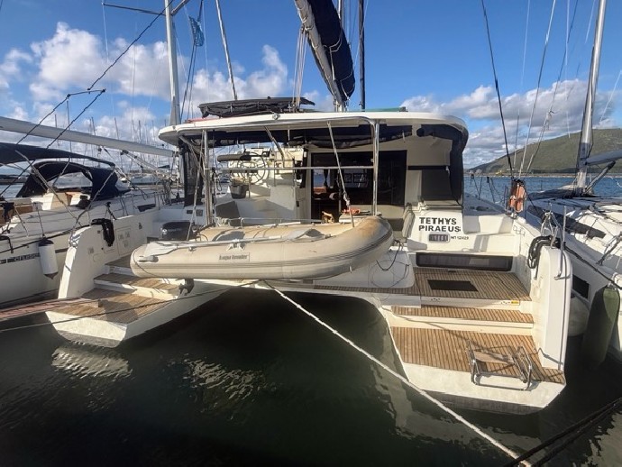 Lagoon 42 | Yacht Charter Greece | Travelboat