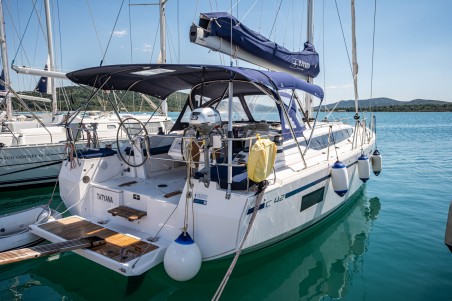 Bavaria C42 | Yacht Charter Croatia | Travelboat
