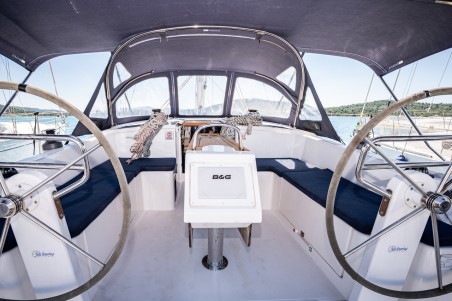 Bavaria C42 | Yacht Charter Croatia | Travelboat