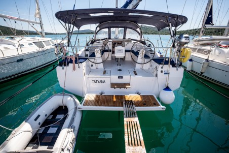 Bavaria C42 | Yacht Charter Croatia | Travelboat