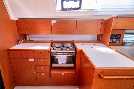 Bavaria C42 | Yacht Charter Croatia | Travelboat