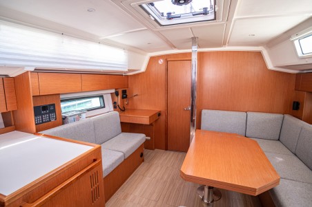 Bavaria C42 | Yacht Charter Croatia | Travelboat