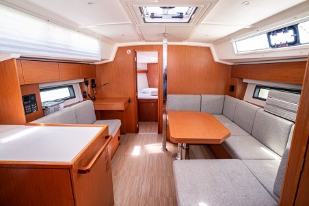 Bavaria C42 | Yacht Charter Croatia | Travelboat