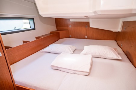 Bavaria C42 | Yacht Charter Croatia | Travelboat