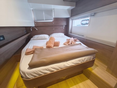 Bali 4.4 - 4 + 2 cab. ALLAMANDA | Yacht Charter Caribbean | Travelboat