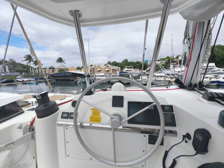 Bali 4.4 - 4 + 2 cab. | Yacht Charter Caribbean | Travelboat