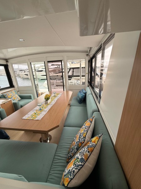 Bali 4.6 | Yacht Charter Croatia | Travelboat
