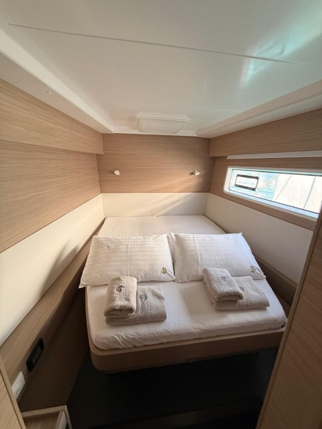 Lagoon Lagoon 43 - 4 + 2 cab. | Yacht Charter Croatia | Travelboat