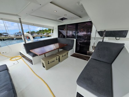 Fountaine Pajot Isla 40 | Yacht Charter U.S. Virgin Islands | Travelboat