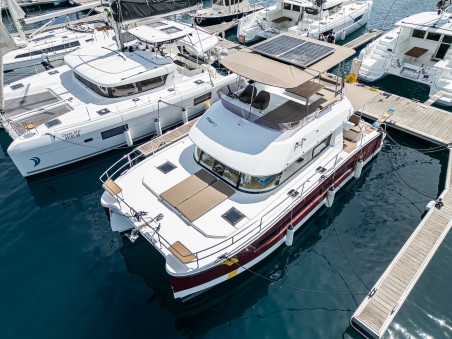 Fountaine Pajot MY 37 | Yacht Charter Croatia | Travelboat