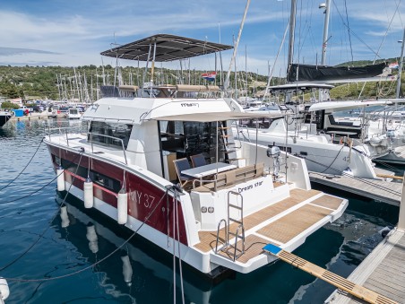Fountaine Pajot MY 37 | Yacht Charter Croatia | Travelboat