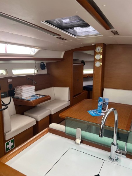 Jeanneau Sun Odyssey 419 | Yacht Charter Croatia | Travelboat