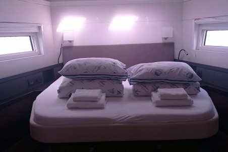 Bénéteau Oceanis Yacht 62 - 4 + 1 Penultimo