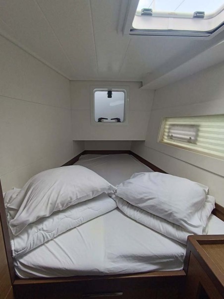 Lagoon 40 | Yacht Charter Greece | Travelboat