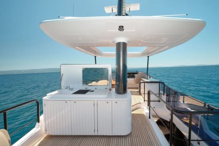 Azimut Magellano 60 | Yacht Charter Croatia | Travelboat