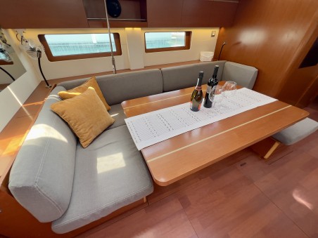 Beneteau Oceanis 51.1 | Yacht Charter Croatia | Travelboat