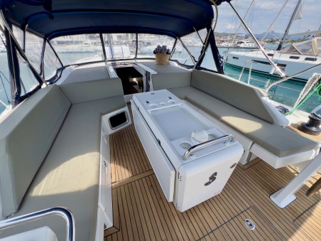 Beneteau Oceanis 51.1 | Yacht Charter Croatia | Travelboat