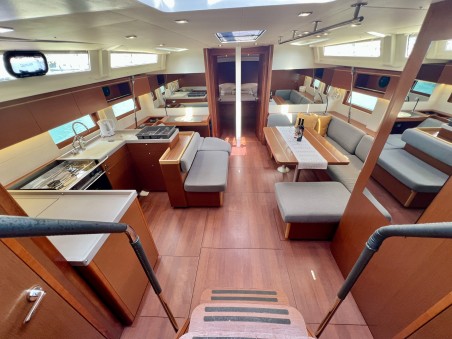 Beneteau Oceanis 51.1 | Yacht Charter Croatia | Travelboat