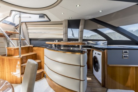 Sunseeker Manhattan 84 | Czarter jachtu Chorwacja | Travelboat