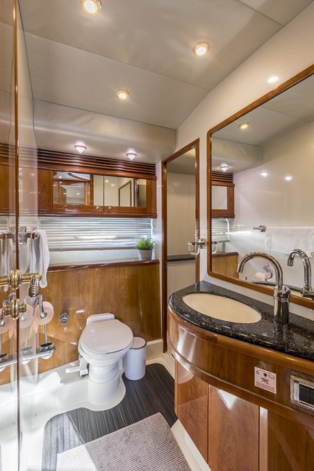 Sunseeker Manhattan 84 | Czarter jachtu Chorwacja | Travelboat