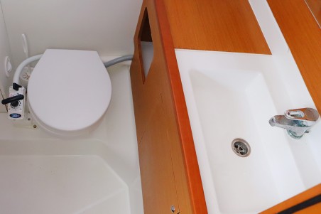 Jeanneau Sun Loft 47 - 6 + 1 cab. Linnea