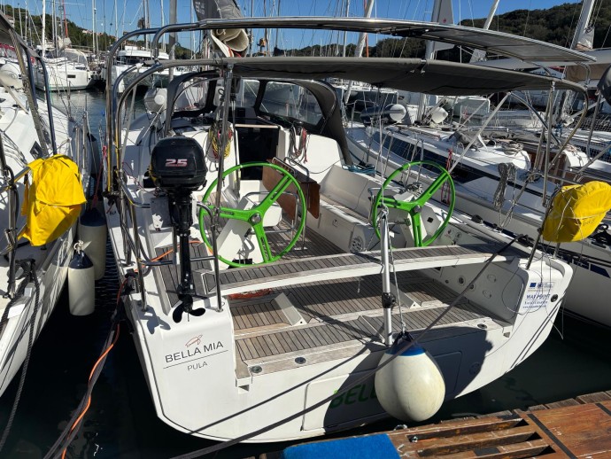 Elan E4 | Yacht Charter Croatia | Travelboat