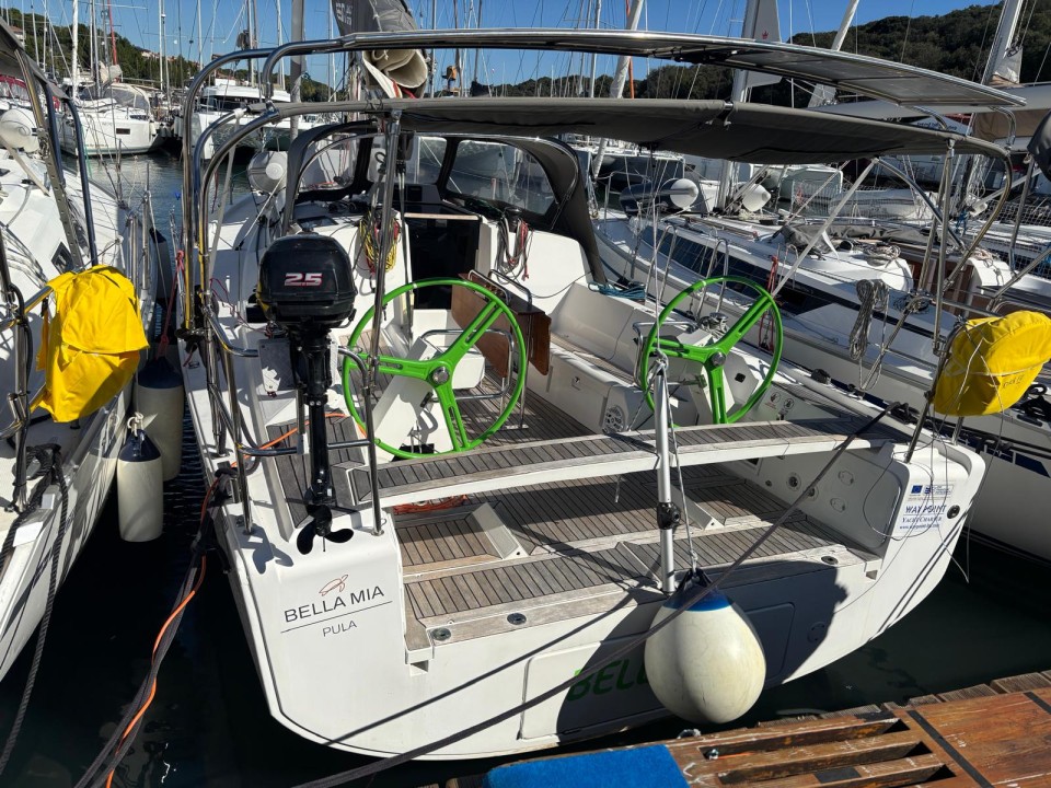 Elan E4 | Yacht Charter Croatia | Travelboat