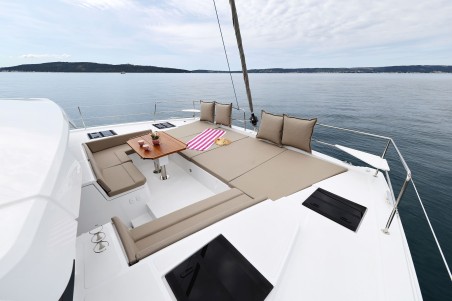 Bali 4.6 | Yacht Charter Croatia | Travelboat
