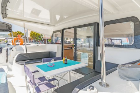 Excess 11 - 4 cab. | Czarter jachtu Grecja | Travelboat