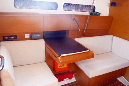 Jeanneau Sun Odyssey 439 Karma